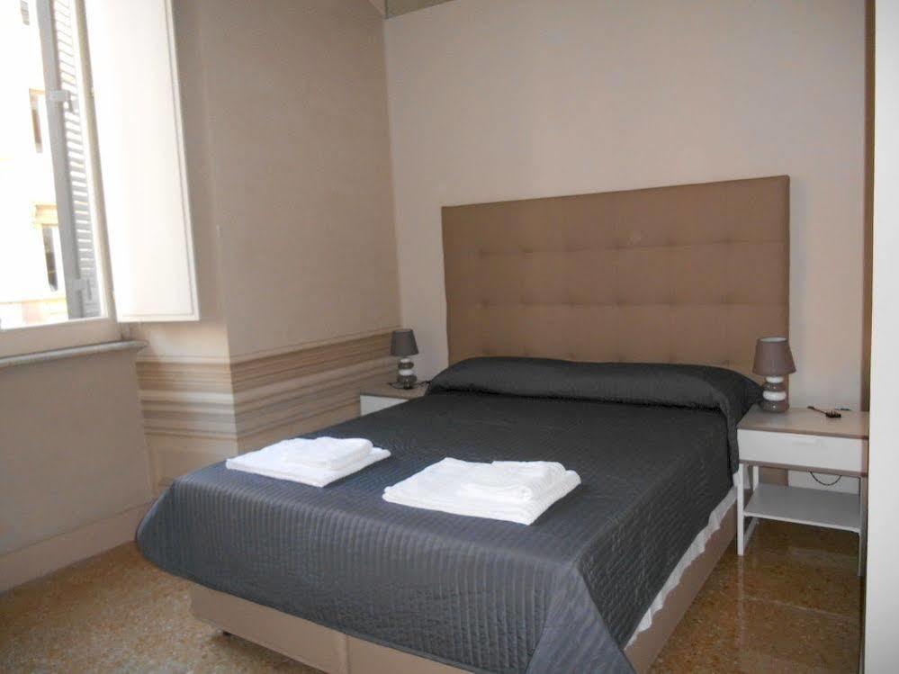 Azzurra Guest House Rome Exterior photo